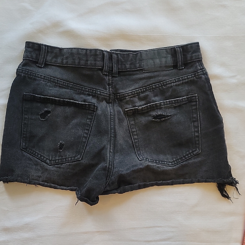 FB Sister Distressed Black Denim Shorts Size M - Picture 4 of 9
